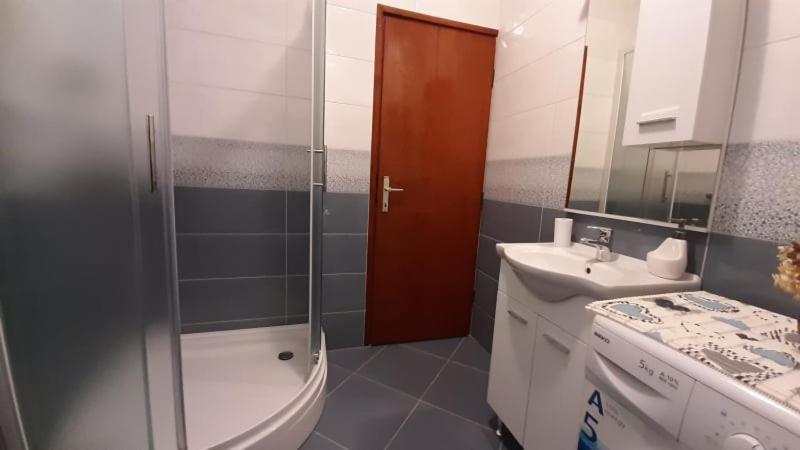נובליה Apartments Kekica מראה חיצוני תמונה