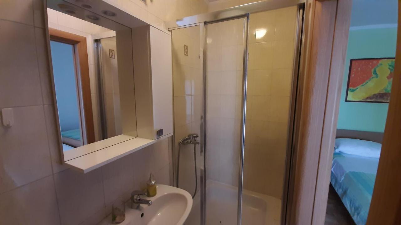נובליה Apartments Kekica מראה חיצוני תמונה