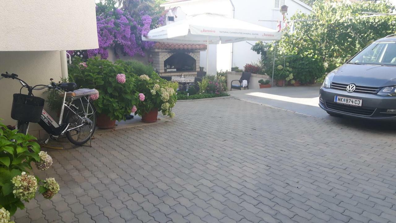 נובליה Apartments Kekica מראה חיצוני תמונה